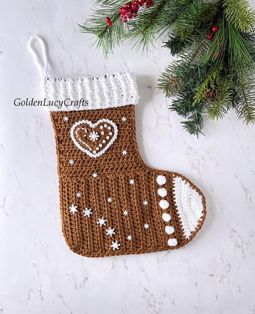 Gingerbread Stockings and Santa Belly Flatware Holder-w1-jpg