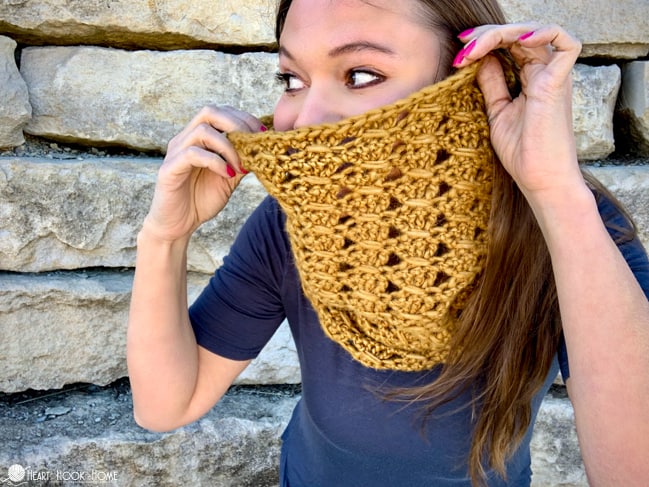 Cable Crochet Cowl for Women-e3-jpg