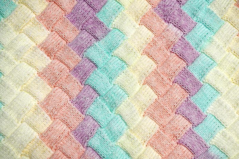 Pastel Entrelac Blanket, knit-e4-jpg