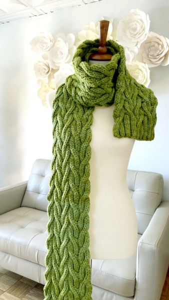 Meadow Vine Reversible Cable Scarf, knit-a2-jpg