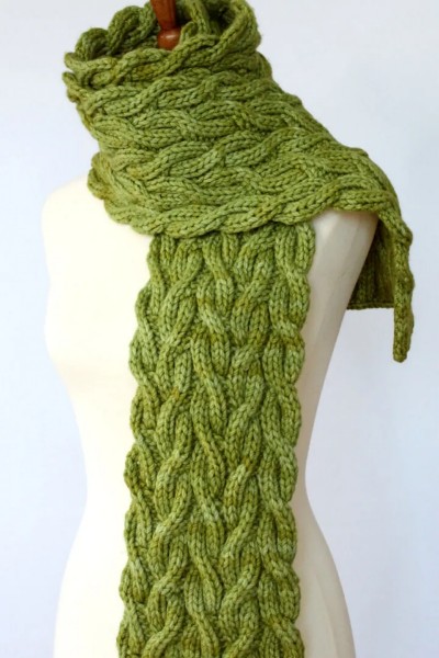 Meadow Vine Reversible Cable Scarf, knit-a4-jpg