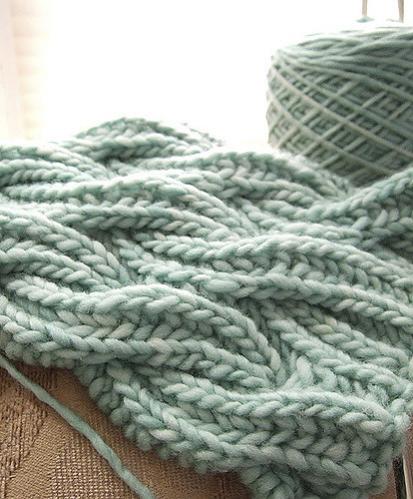 Reversible Cabled Brioche Stitch Scarf,, knit-e2-jpg