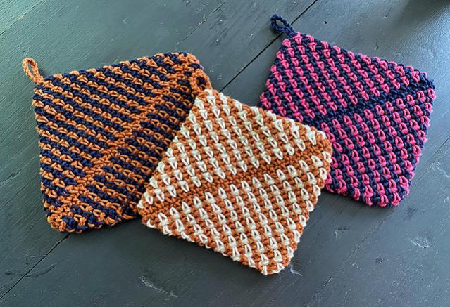 Colorama and Simply Daisy Potholders-w1-jpg