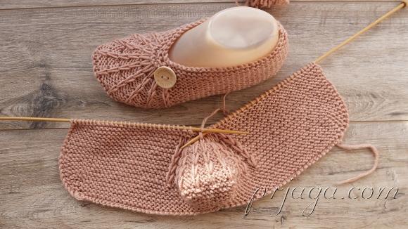 Four Pairs of Lovely Slippers, knit-a3-jpg