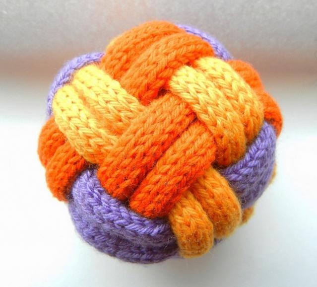 Decorative Toy Balls, knit-d1-jpg