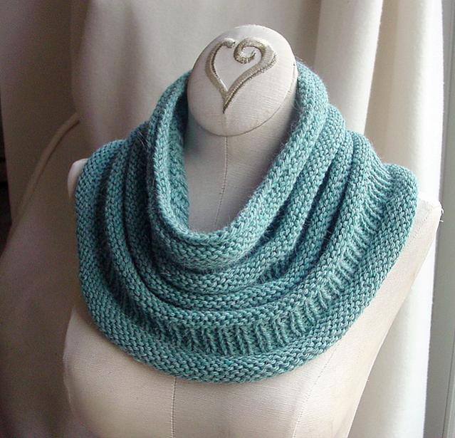 18 Cowl Knitting Patterns to Keep You Warm and Cosy, knit-a4-jpg