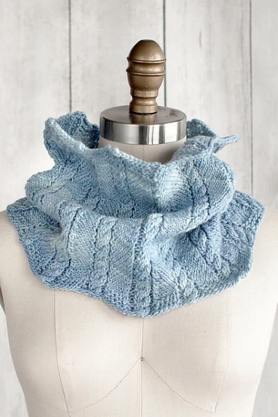 Zigzag Cable Cowl, knit-d1-jpg