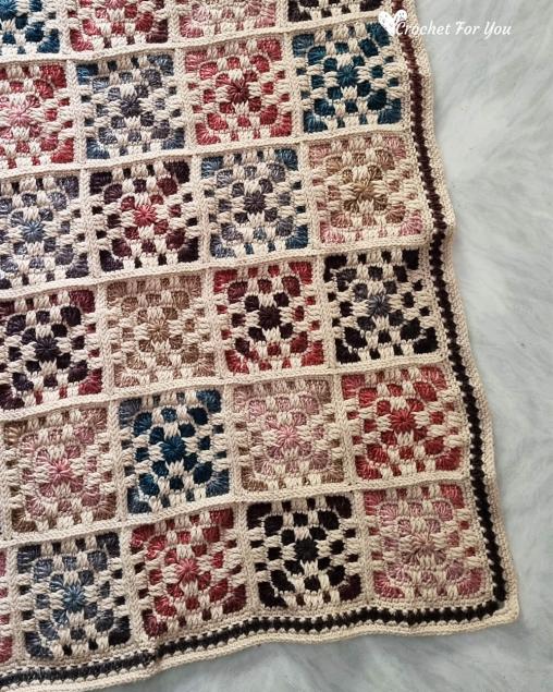 Checkerboard Granny Square Blanket-e2-jpg