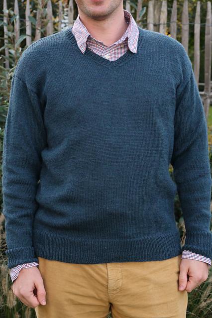 Arnaud's Classic V-Neck Sweater for Men, S-5XL, knit-a4-jpg