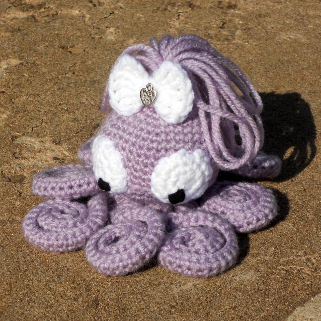 Little Girl Octopus-dscn3576-jpg