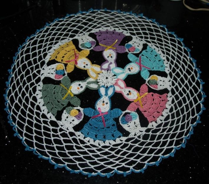 Drawing for a free crochet doily  pattern-bunnyandbasket-jpg