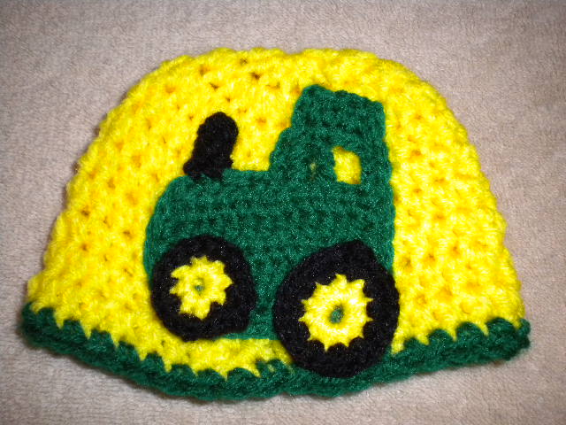 Crochet baby layette set for a boy.-dscn0699-jpg