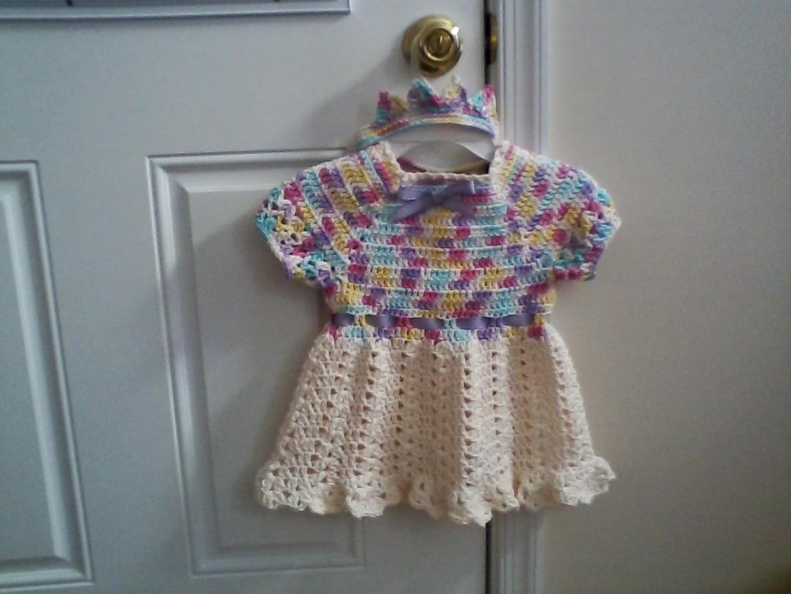 Angel's party dress for her first birthday-0209141120-00-jpg