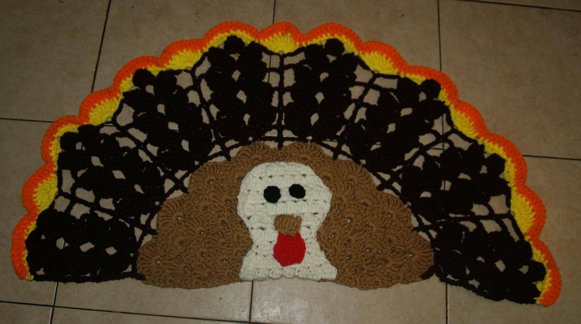 Holiday doily patterns made into rugs-turkeyrug-001-jpg