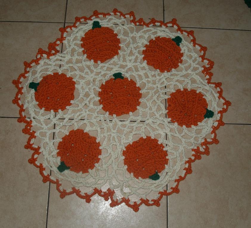 Holiday doily patterns made into rugs-pumpkinrug-012-jpg