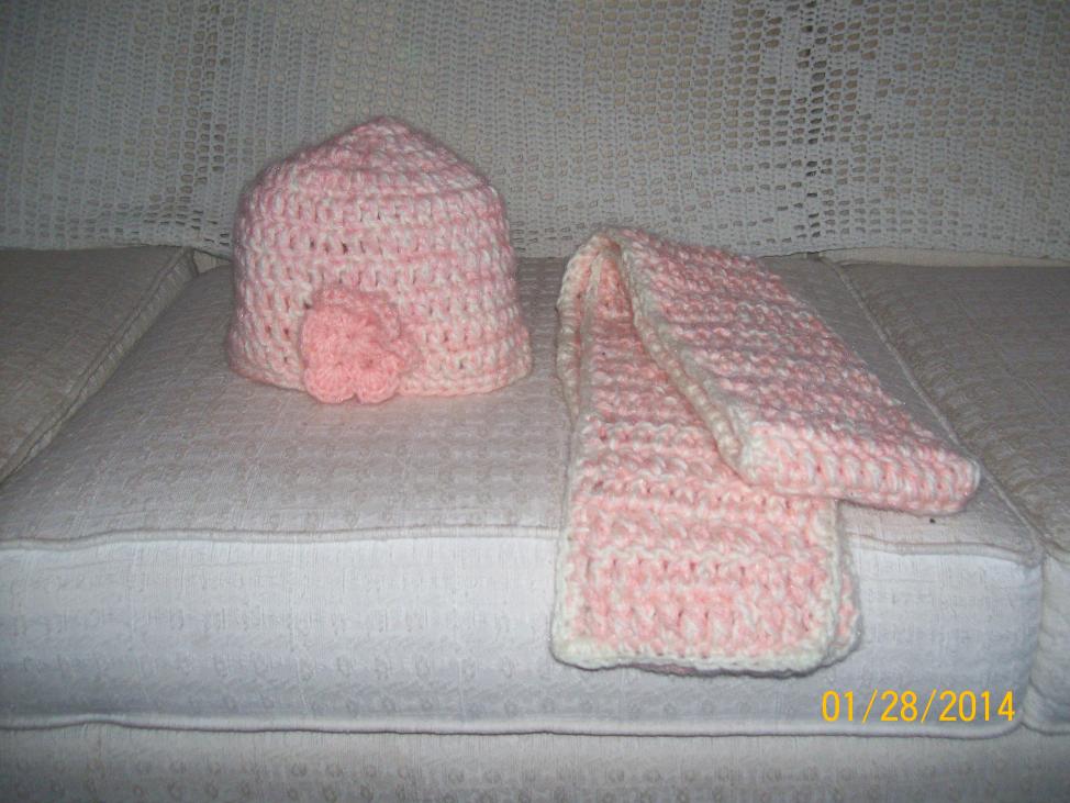 Posted these in wrong thread, Items donated from hobby club-flower-hat-scarf-set-jpg