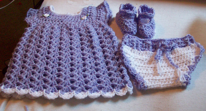 What crochet items have you made with the double crochet stitch?-dress-set-jpg
